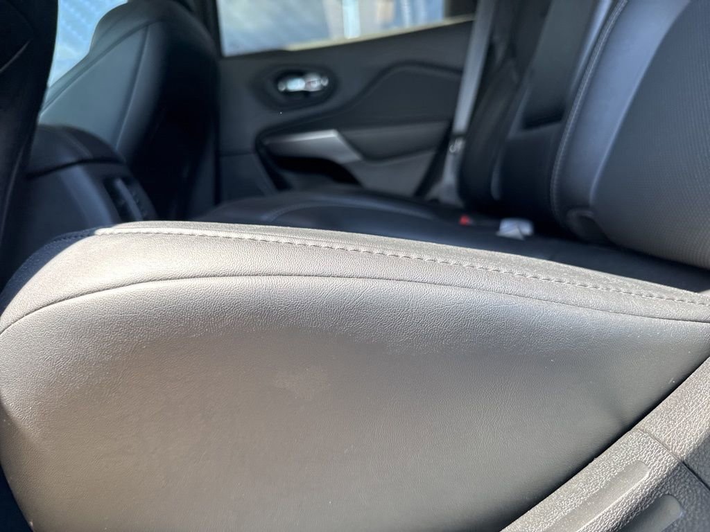 Used 2022 Jeep Cherokee Latitude Lux image 49