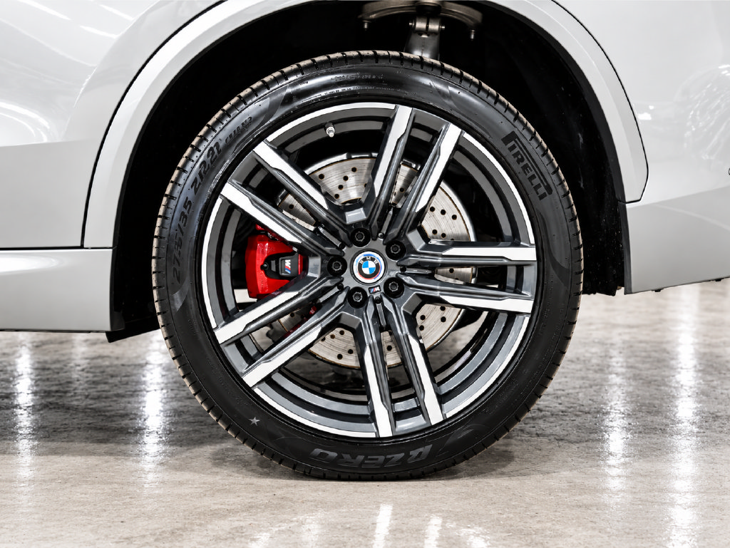 Used 2023 BMW X5 M w/ Executive Package AWD/4WD image 44