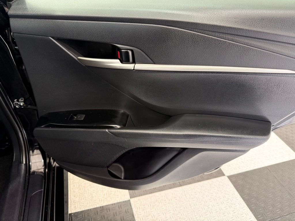 Used 2025 Toyota Camry LE FWD image 27