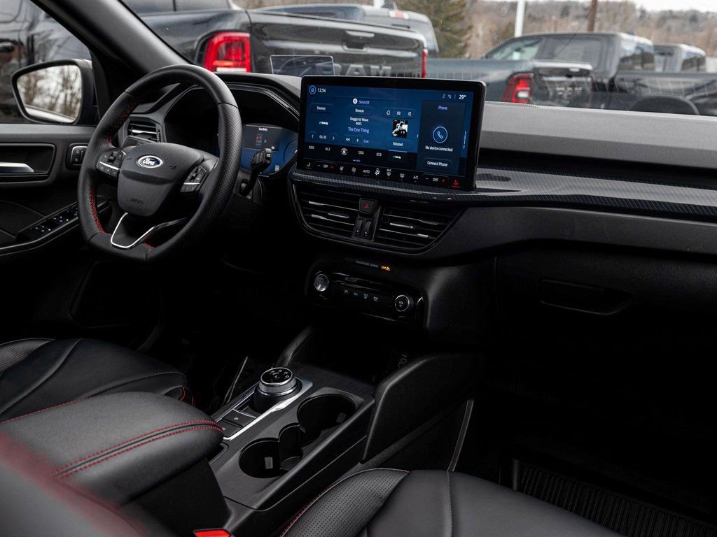 Used 2025 Ford Escape ST-Line Elite w/ Premium Technology Package image 30