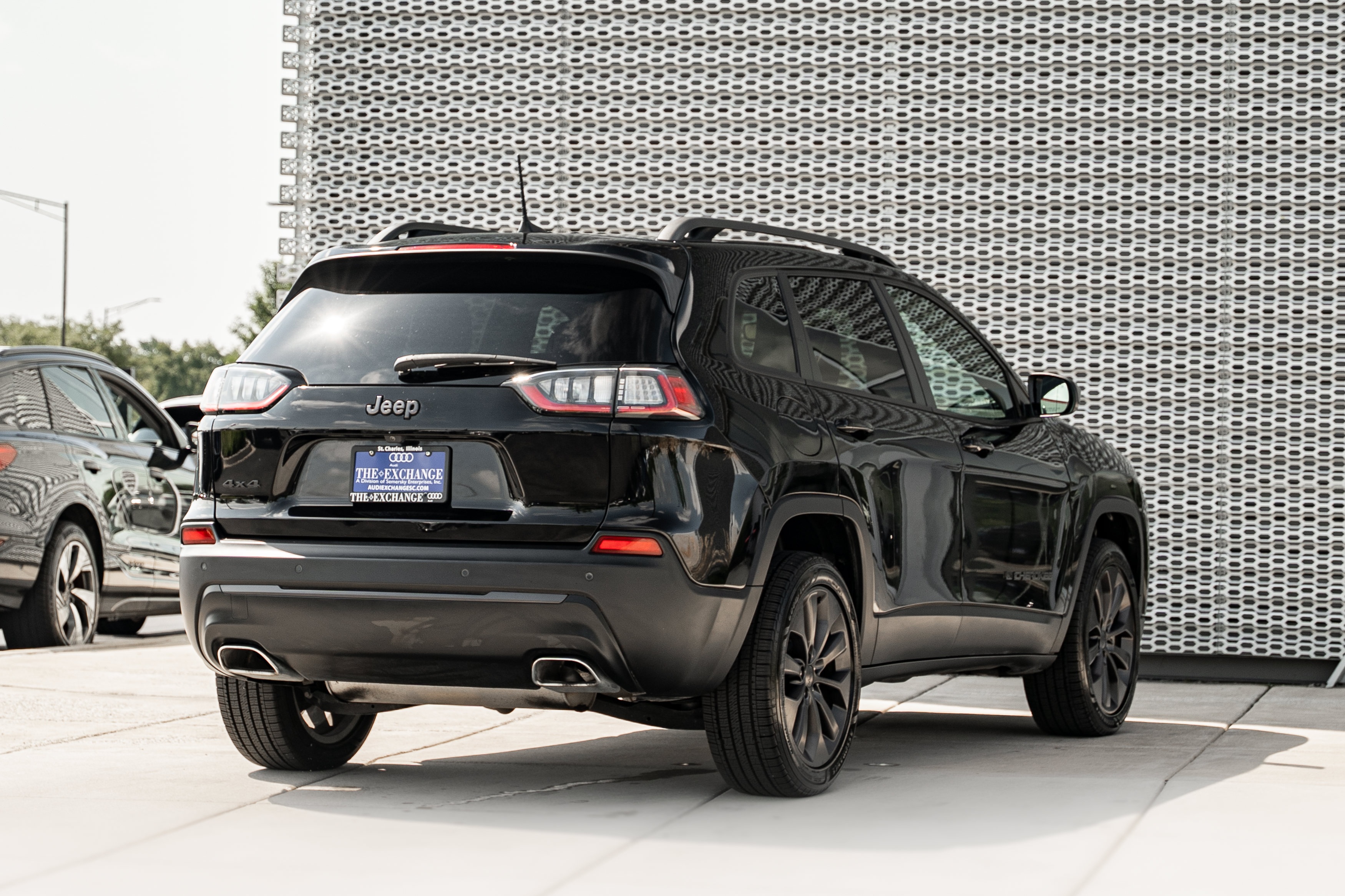 Used 2021 Jeep Cherokee Latitude Lux 80th Anniv w/ Quick Order Package 26U 80TH AWD/4WD image 4