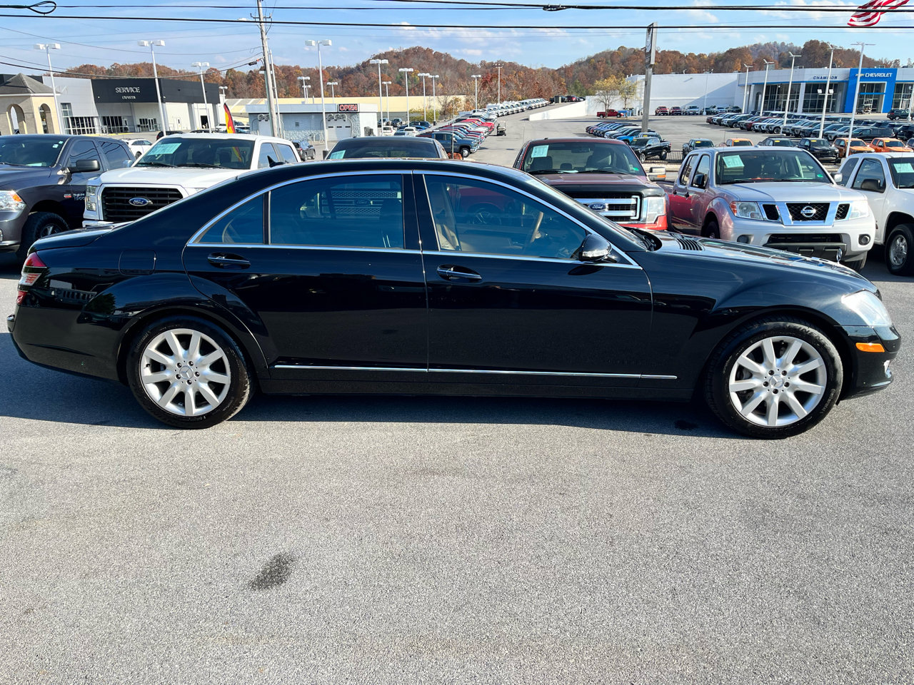 Used 2007 Mercedes-Benz S 550 4MATIC image 4