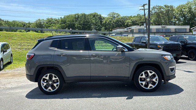Used 2019 Jeep Compass Limited AWD/4WD image 5