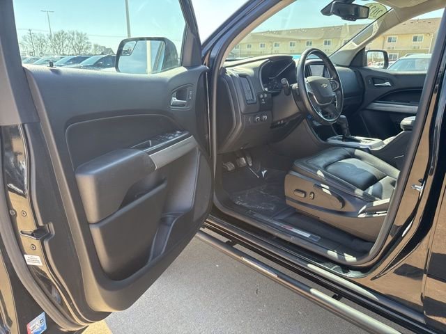 Used 2021 Chevrolet Colorado ZR2 w/ ZR2 Midnight Special Edition image 12