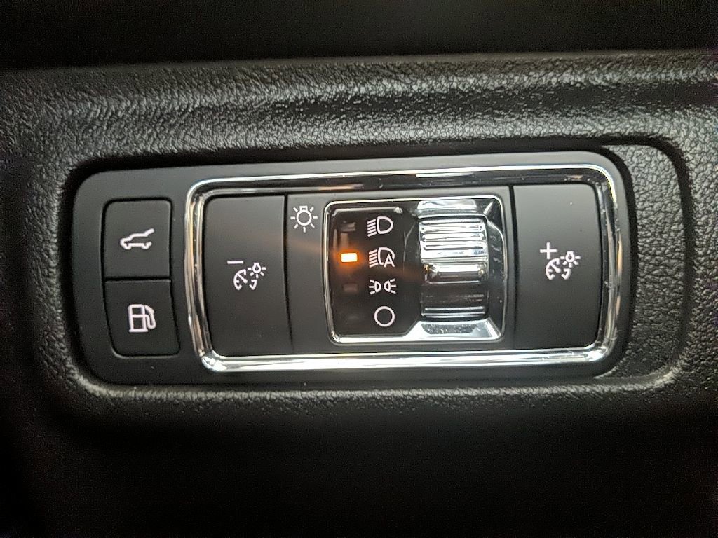 Certified 2022 Lincoln Corsair Grand Touring image 22