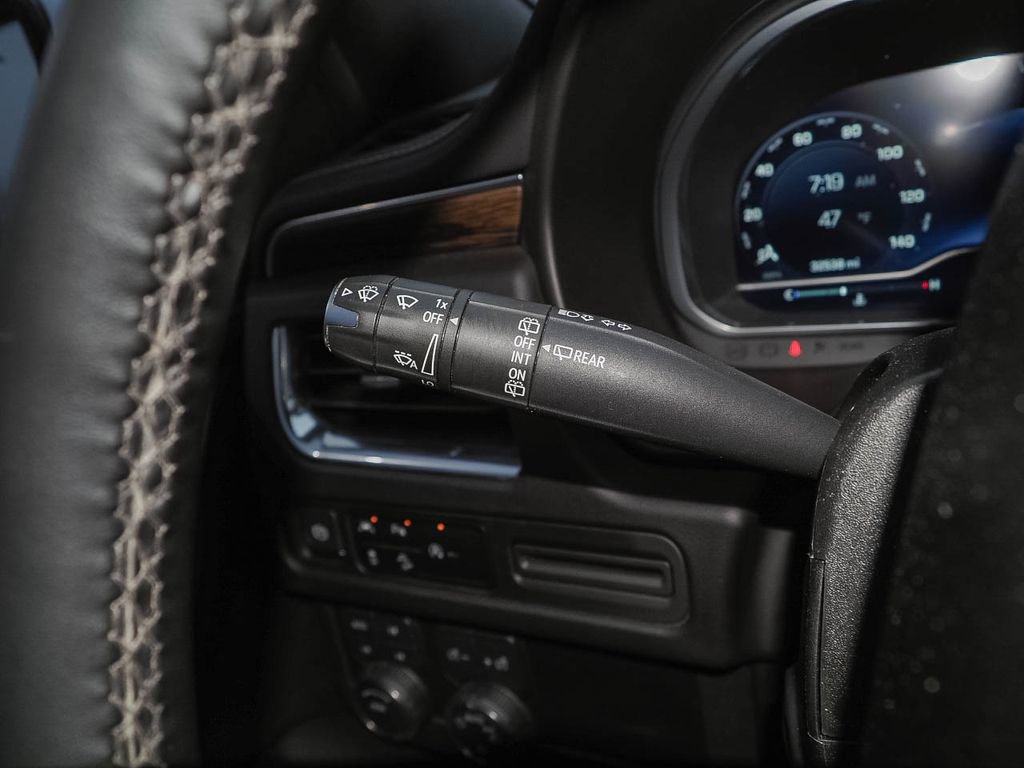 Used 2023 Chevrolet Tahoe Premier image 29