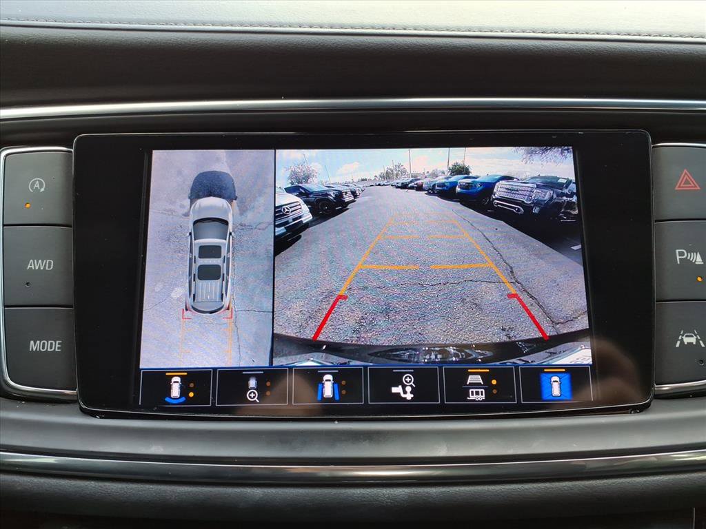 Used 2024 Buick Enclave Avenir w/ Avenir Technology Package image 21