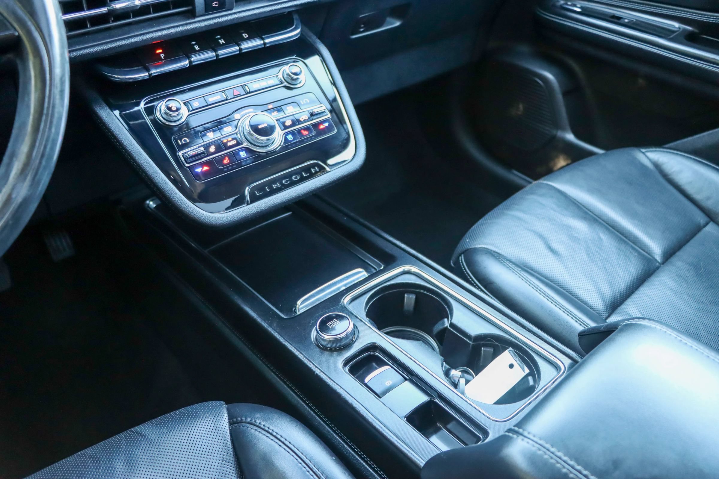 Used 2020 Lincoln Corsair AWD w/ Premium Package image 42