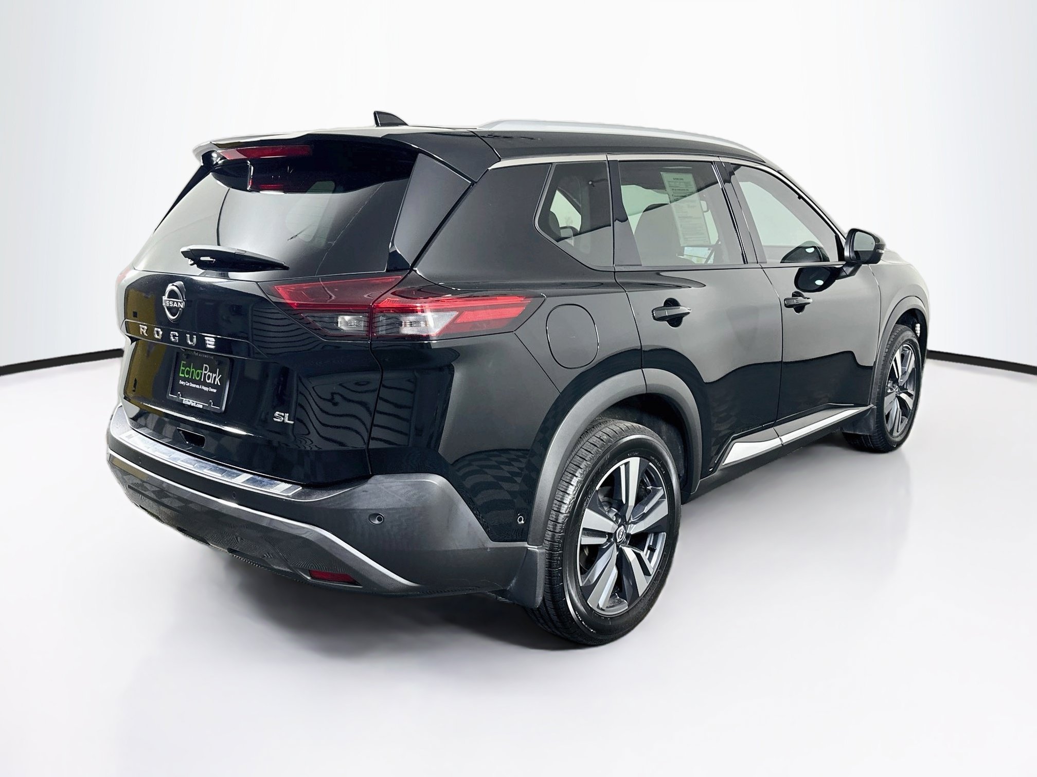 Used 2023 Nissan Rogue SL w/ SL Premium Package FWD image 9