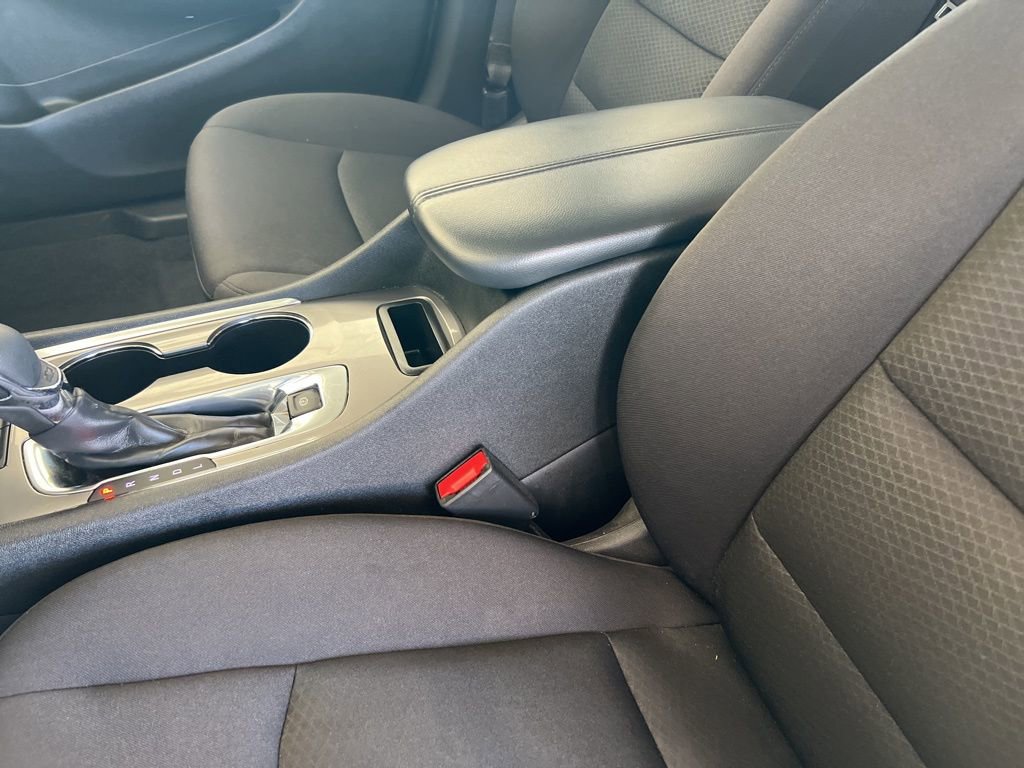 Used 2024 Chevrolet Malibu LT image 24