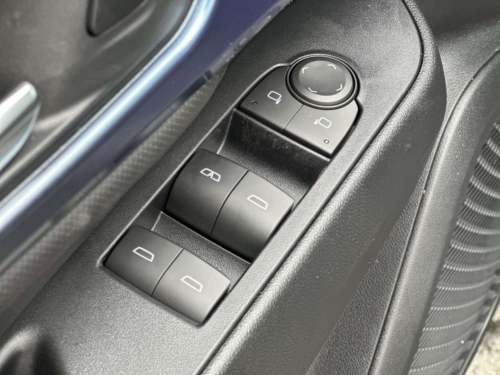 New 2026 Chevrolet Equinox EV LT image 20
