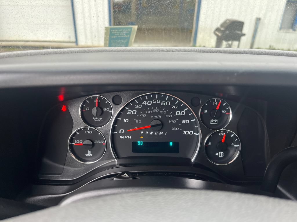Used 2020 Chevrolet Express 2500 w/ Driver Convenience Package RWD image 24