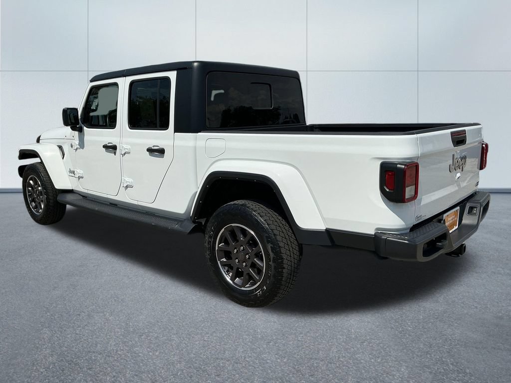 Certified 2022 Jeep Gladiator Overland w/ Popular Equipment Package AWD/4WD image 3