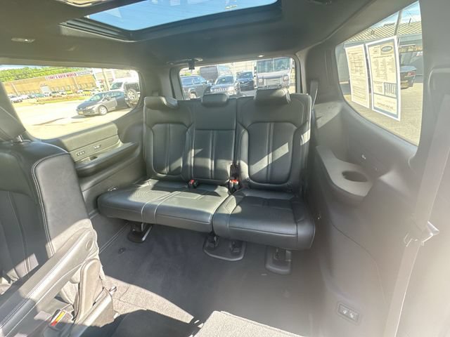 Used 2026 Jeep Grand Wagoneer Limited AWD/4WD image 26