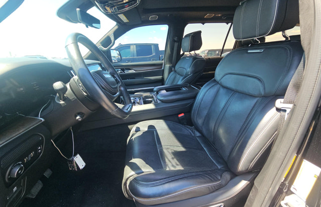 Used 2022 Jeep Grand Wagoneer Series II w/ Premium Group II AWD/4WD image 8