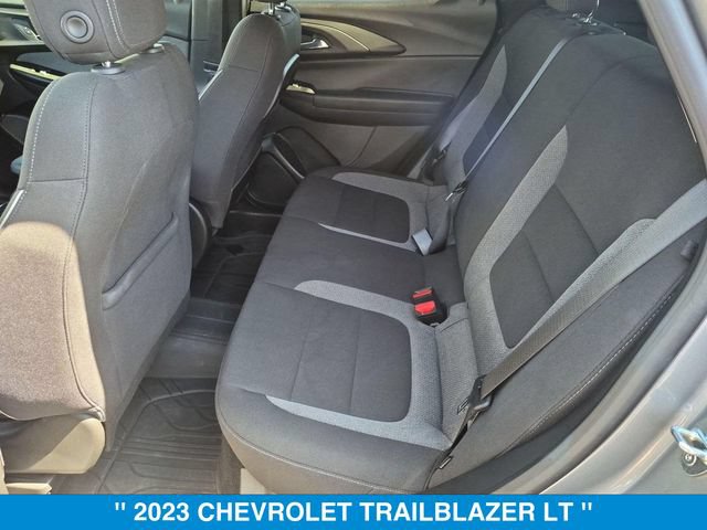 Used 2023 Chevrolet TrailBlazer LT w/ Convenience Package AWD/4WD image 27