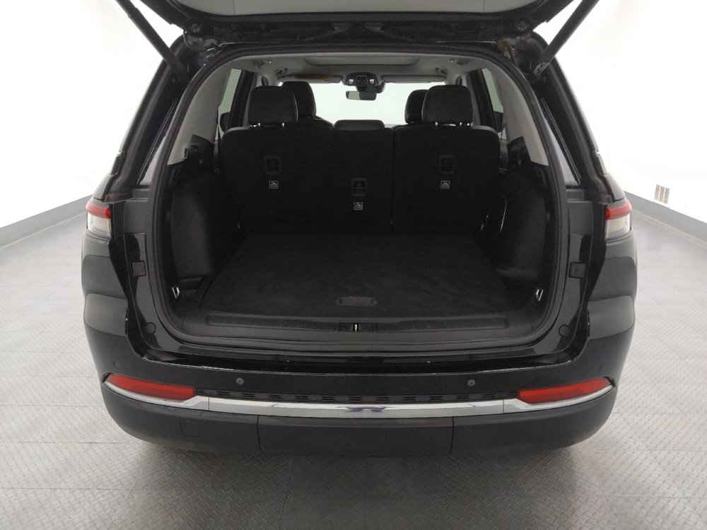 Used 2022 Jeep Grand Cherokee Limited RWD image 29