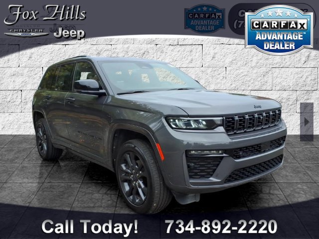Certified 2026 Jeep Grand Cherokee Overland AWD/4WD image 1