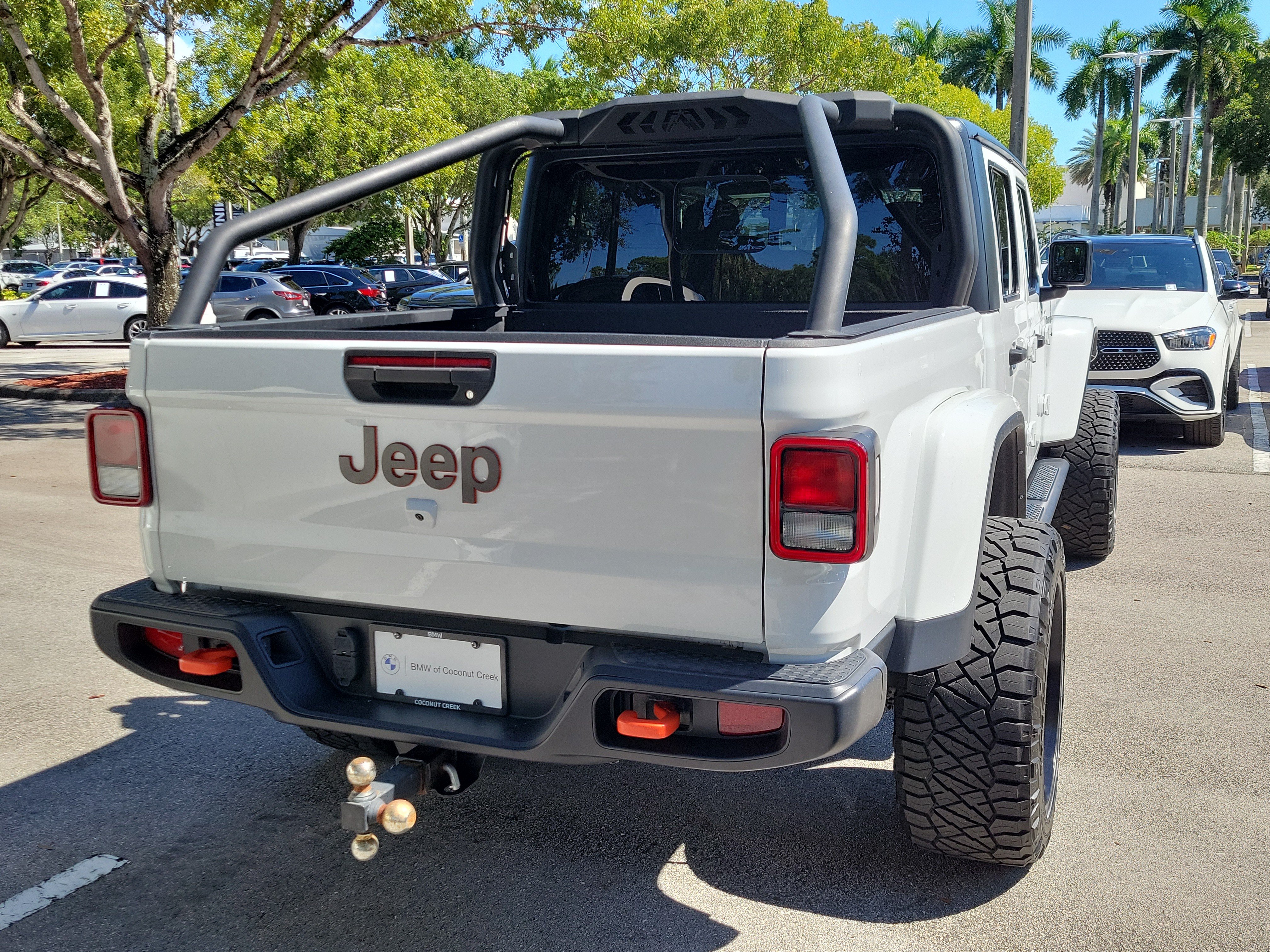Used 2023 Jeep Gladiator Mojave w/ Trailer Tow Package AWD/4WD image 5