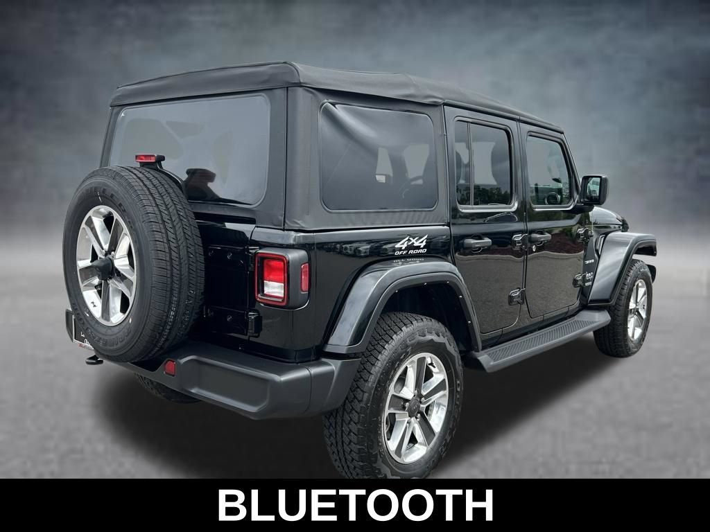 Used 2022 Jeep Wrangler Unlimited Sahara AWD/4WD image 5