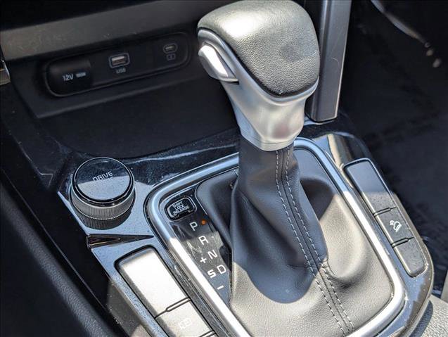 Used 2025 Kia Seltos S image 12
