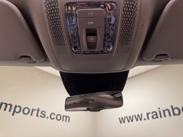 Used 2025 Mercedes-Benz GLE 350 4MATIC w/ AMG Line Exterior image 18