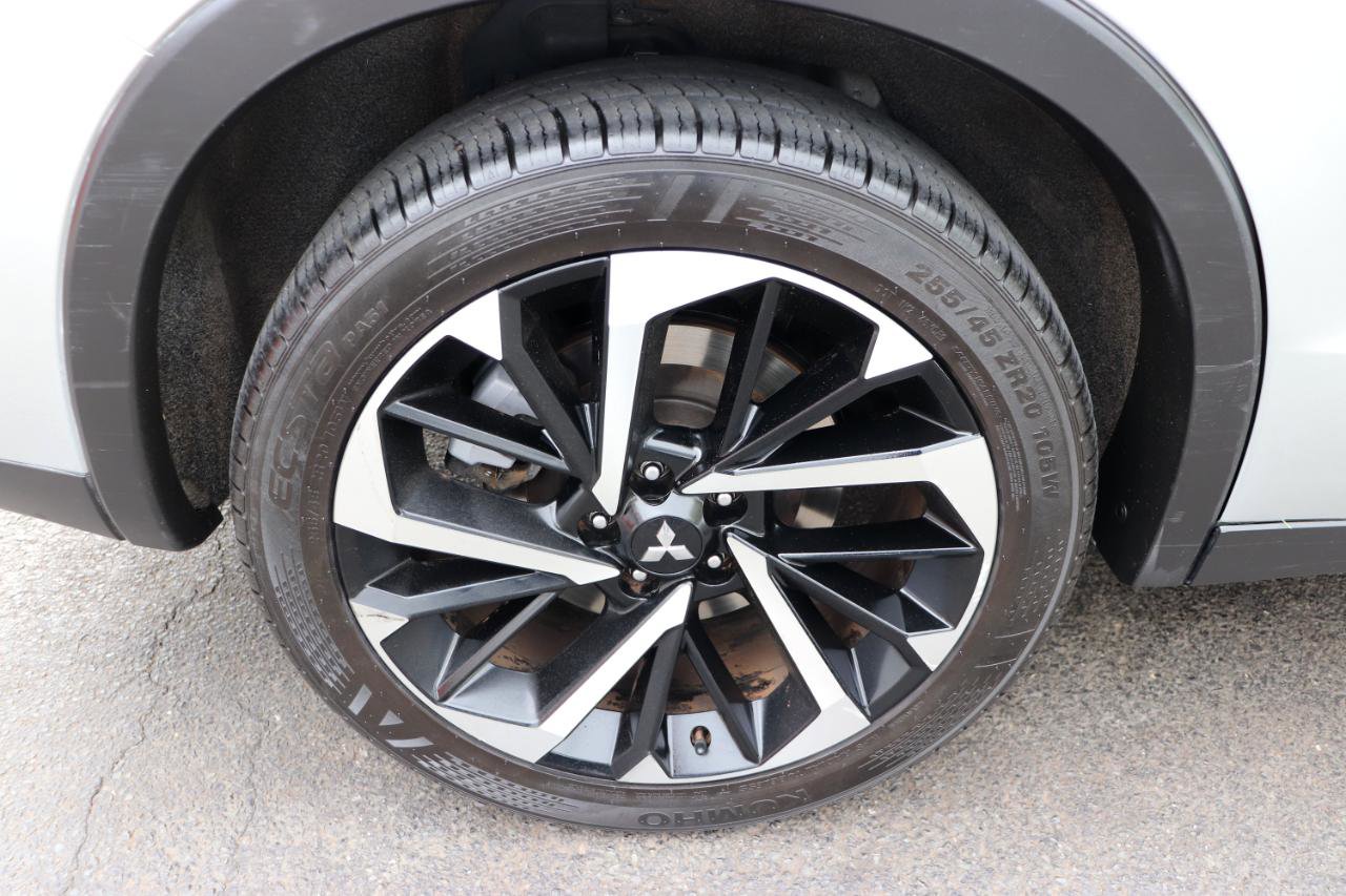 Used 2024 Mitsubishi Outlander AWD image 61