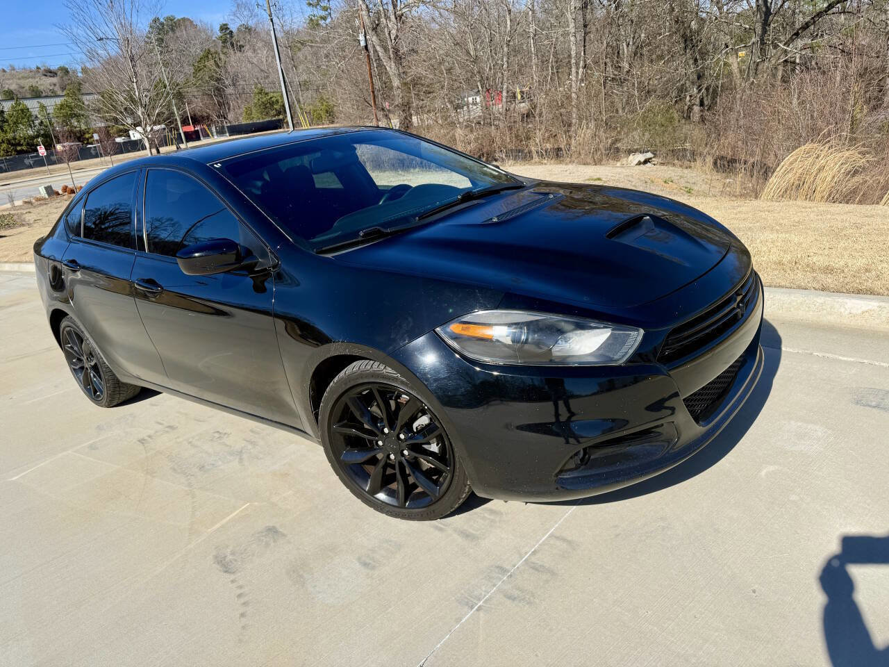 Used 2016 Dodge Dart SXT image 1