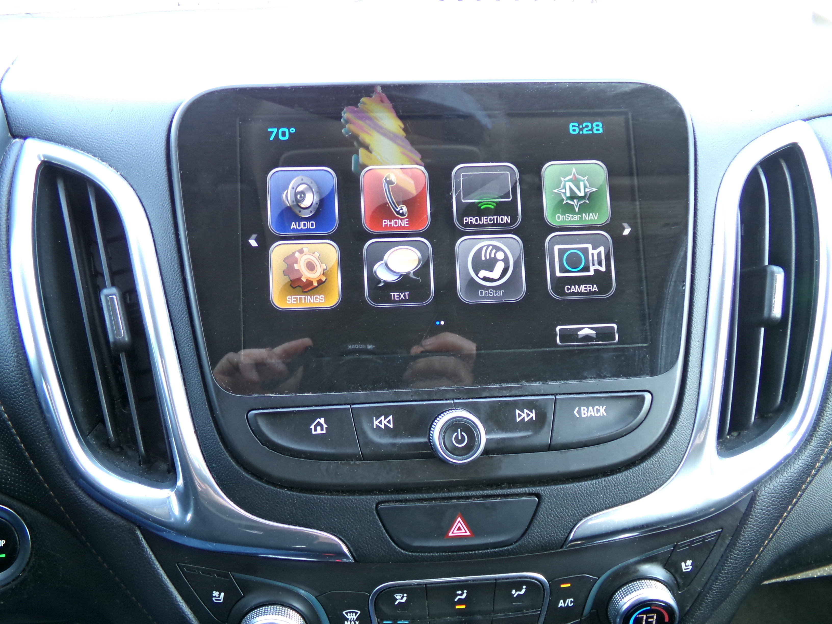 Used 2018 Chevrolet Equinox Premier image 9