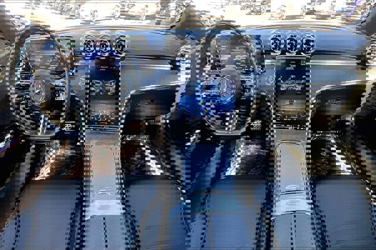 Used 2023 Mercedes-Benz C 300 Sedan w/ AMG Line w/ Night Package image 11