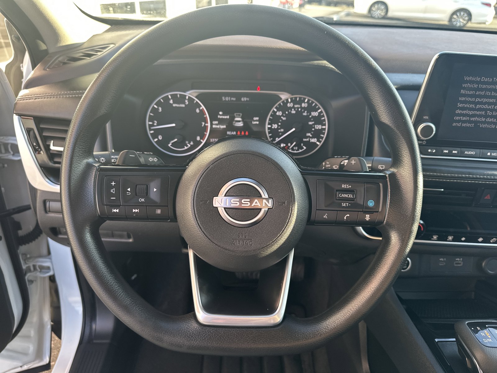 Used 2022 Nissan Rogue SV AWD/4WD image 11