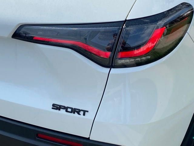 Used 2023 Honda HR-V Sport image 9
