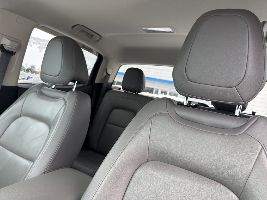 Used 2015 Chevrolet Colorado LT w/ Luxury Package image 27