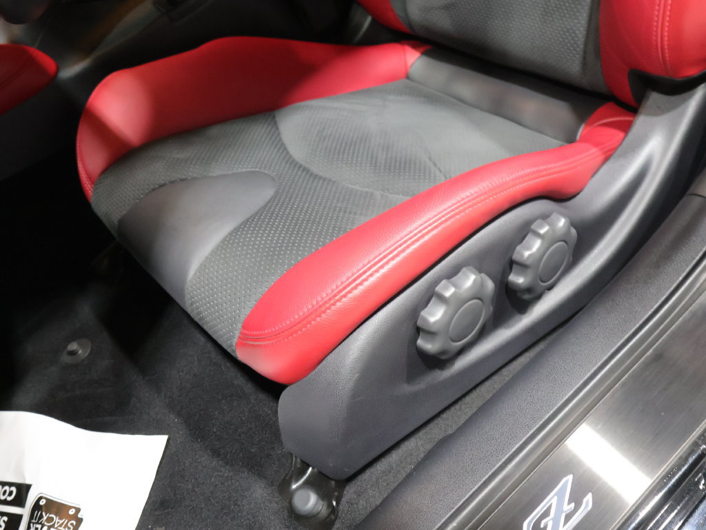 Used 2024 Nissan Z Performance w/ Floor Mat Package RWD image 11