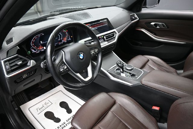 Used 2020 BMW 330i Sedan w/ Premium Package RWD image 19