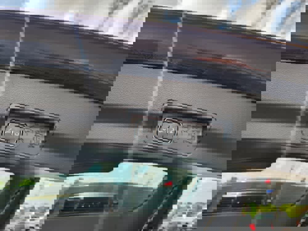 Used 2022 Ford Explorer XLT image 22