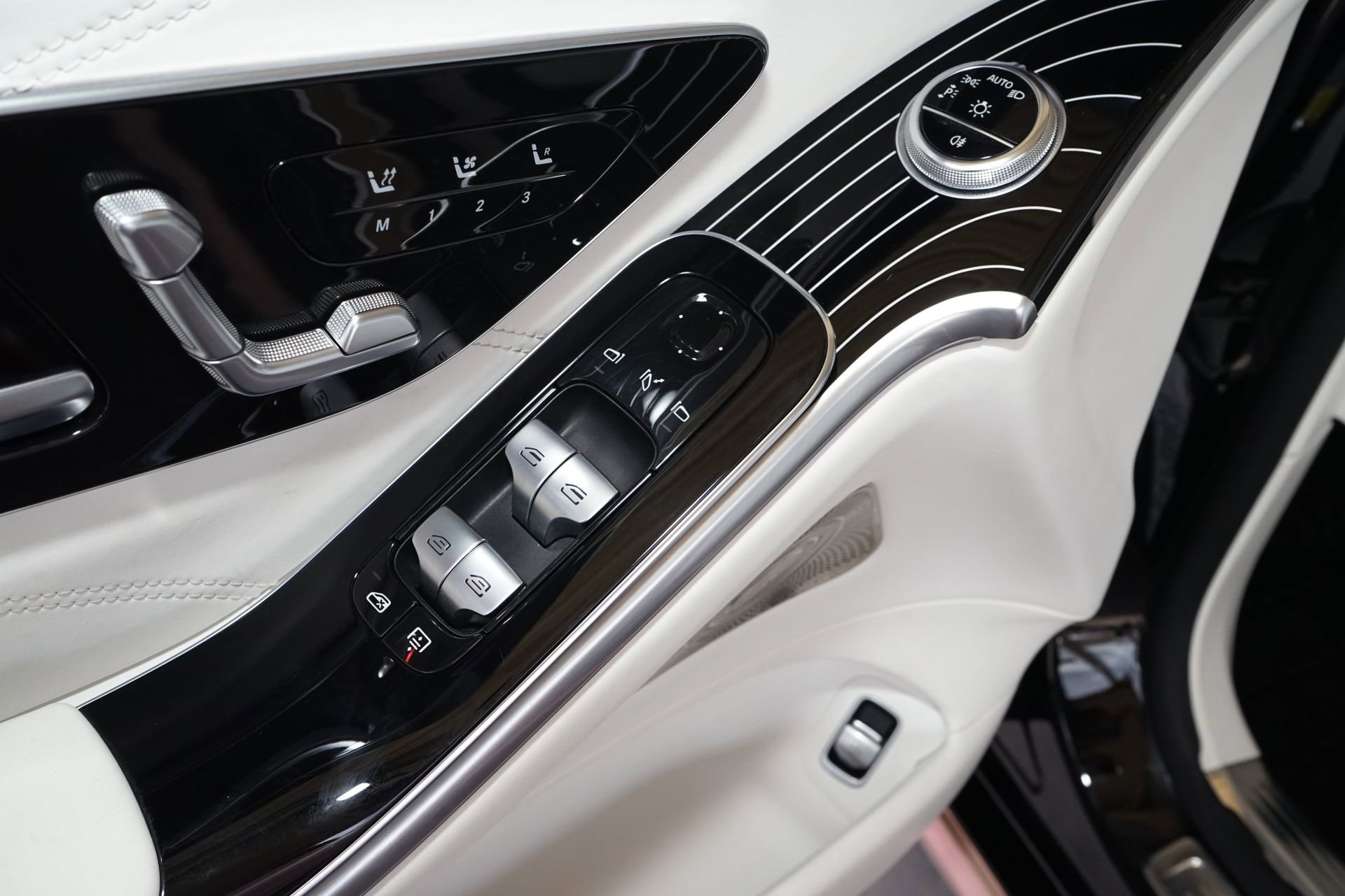 Used 2023 Mercedes-Benz Maybach S 680 4MATIC image 34