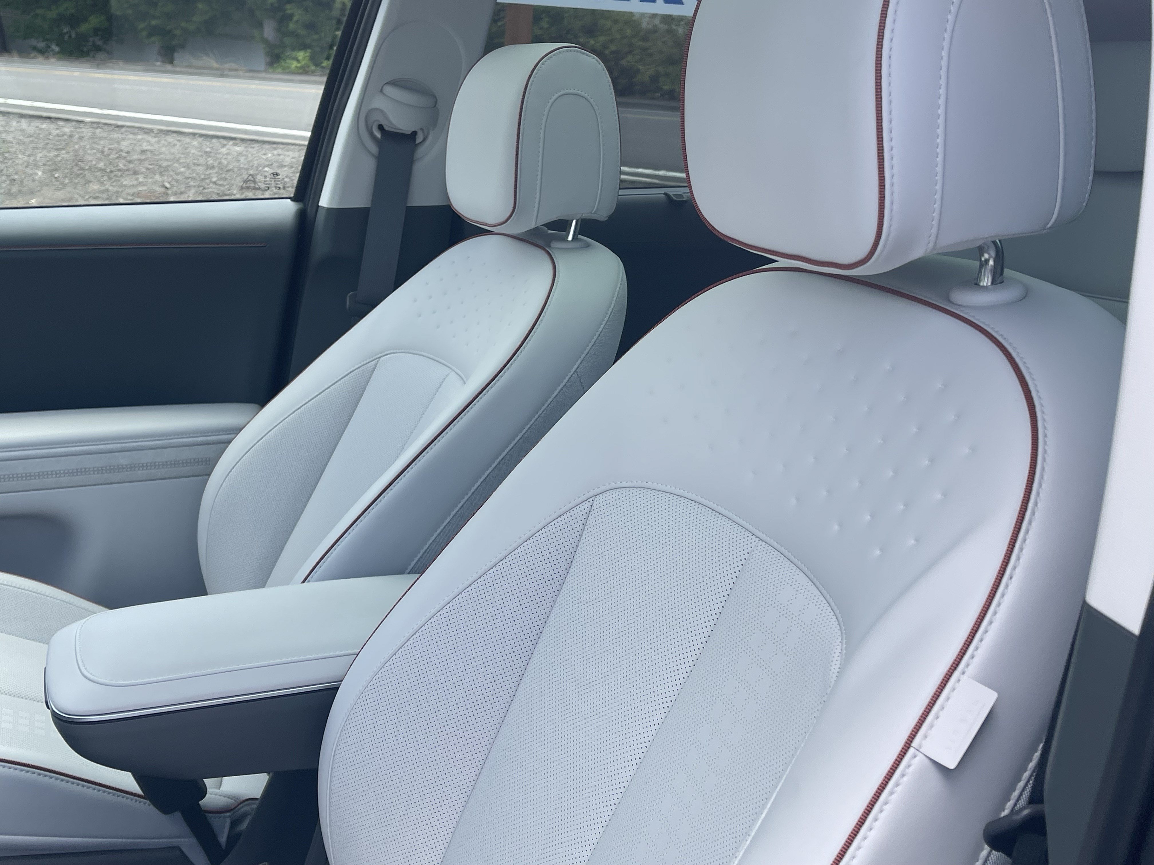 Certified 2024 Hyundai Ioniq 5 Limited AWD/4WD image 21