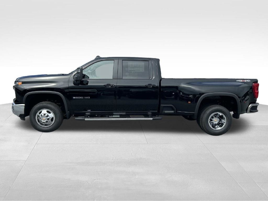 New 2026 Chevrolet Silverado 3500 LT w/ All Star Edition AWD/4WD image 7