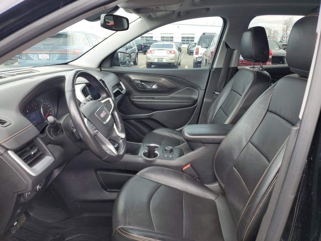 Used 2019 GMC Terrain SLT w/ Preferred Package image 12