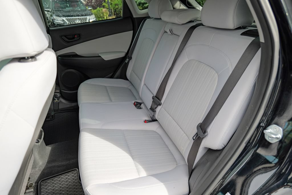 Used 2023 Hyundai Kona SEL AWD/4WD image 26
