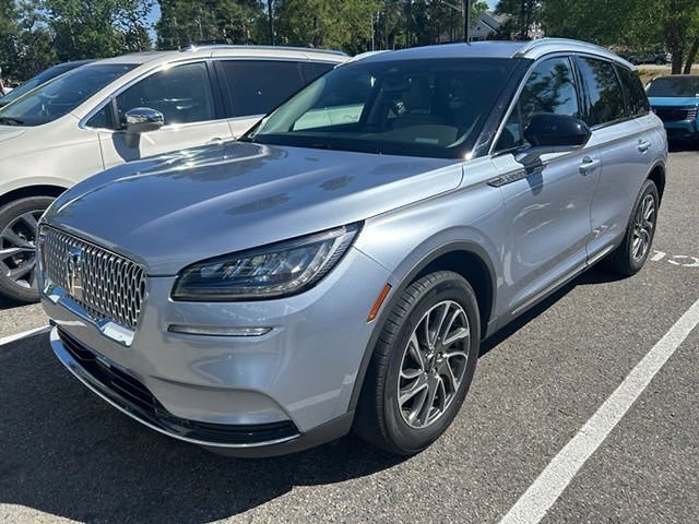 Used 2022 Lincoln Corsair FWD w/ Equipment Group 101A image 8