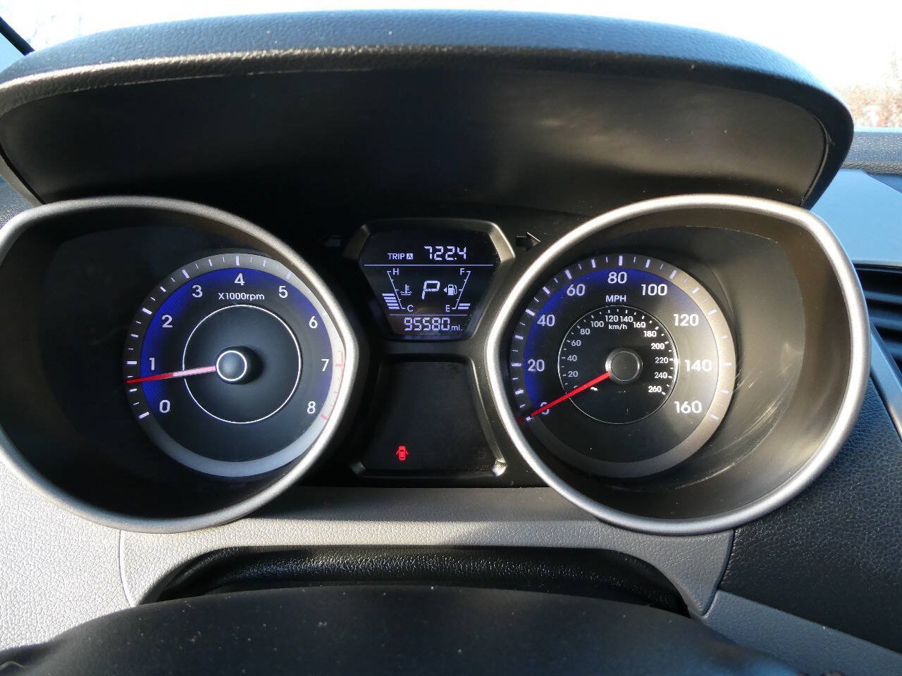 Used 2014 Hyundai Elantra SE w/ Option Group 02 FWD image 14