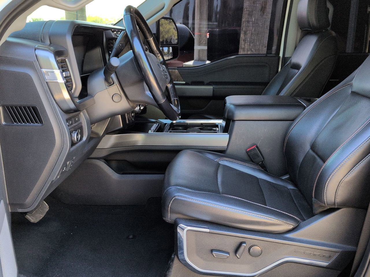 Used 2023 Ford F450 Lariat AWD/4WD image 10