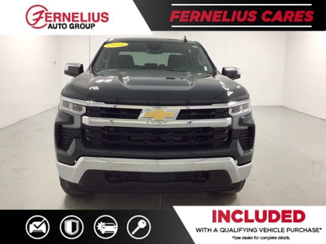 Used 2025 Chevrolet Silverado 1500 LT AWD/4WD image 2