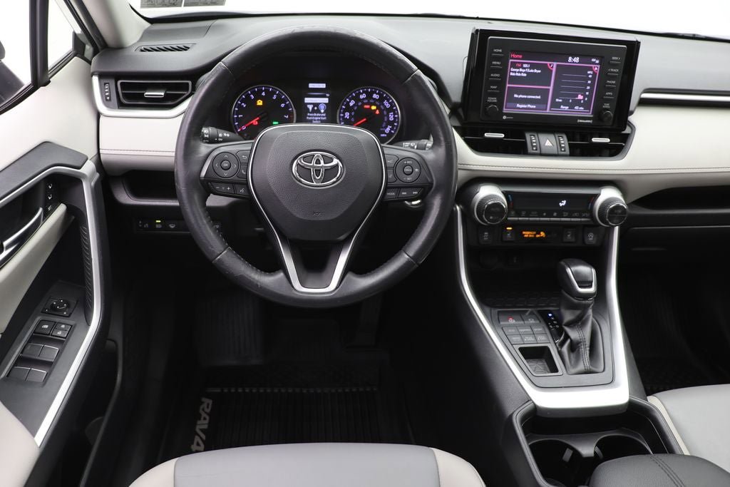 Used 2020 Toyota RAV4 XLE Premium AWD/4WD image 12