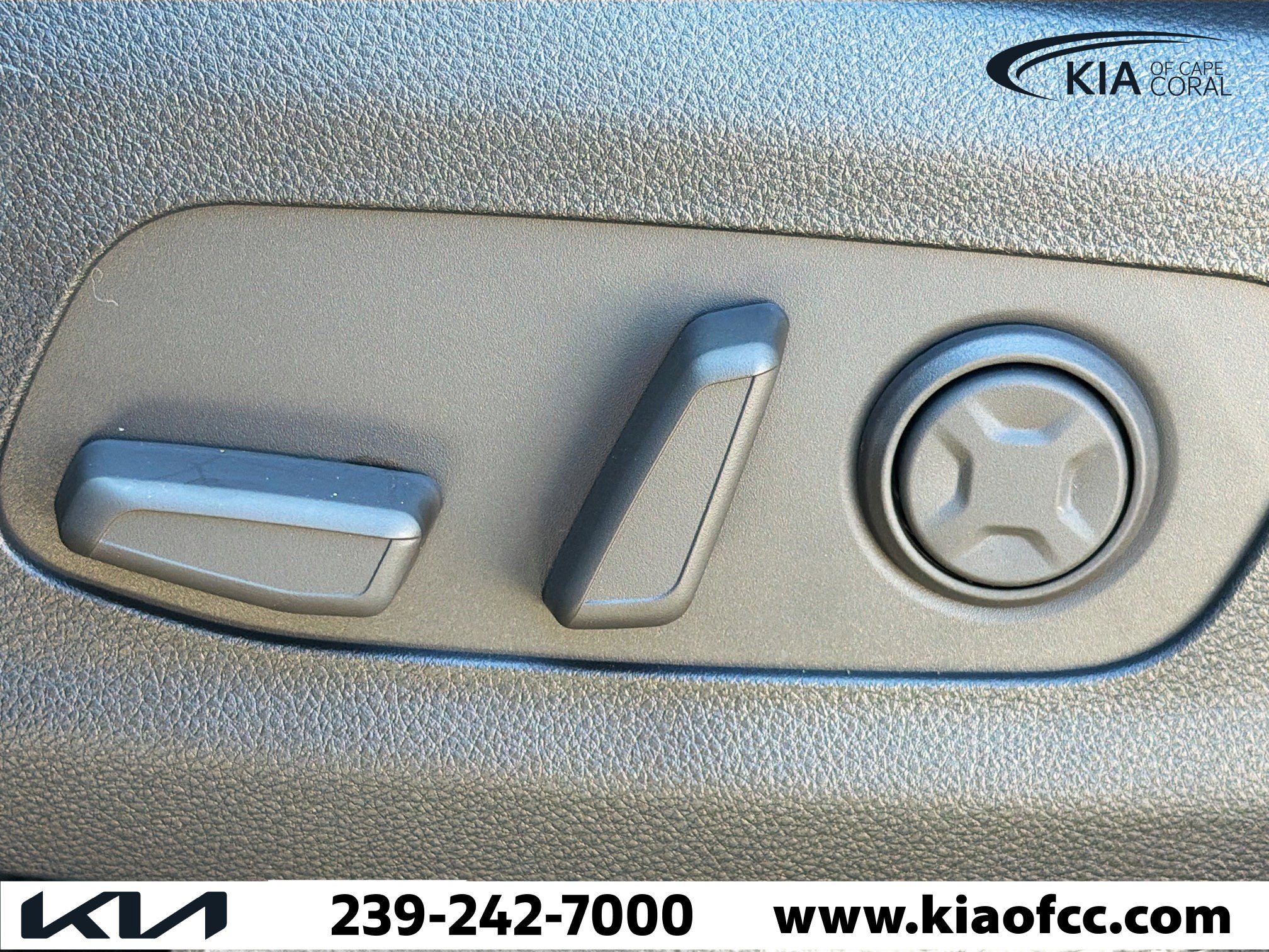 New 2026 Kia Carnival EX image 26