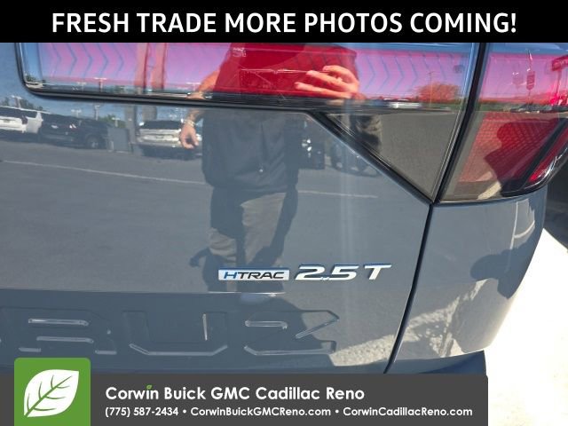 Used 2023 Hyundai Santa Cruz SEL Premium w/ Cargo Package AWD/4WD image 5