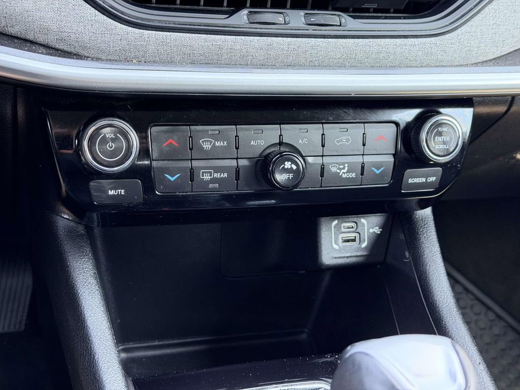 Used 2022 Jeep Compass Latitude w/ Convenience Group image 5