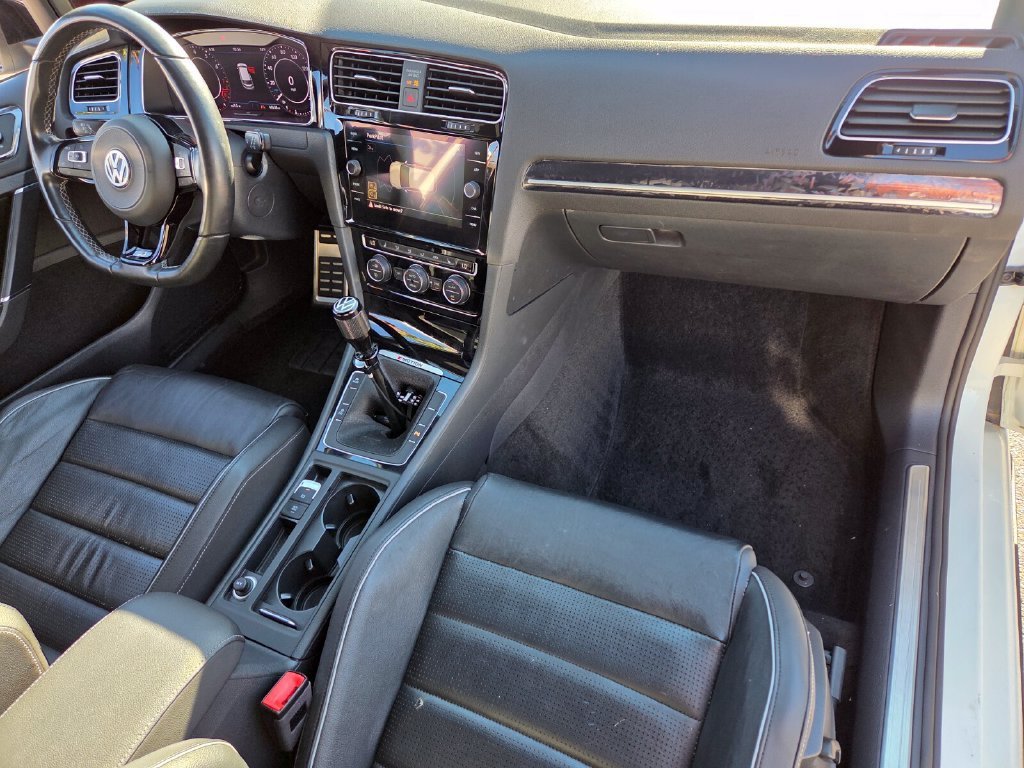 Used 2019 Volkswagen Golf R 4-Door AWD/4WD image 20